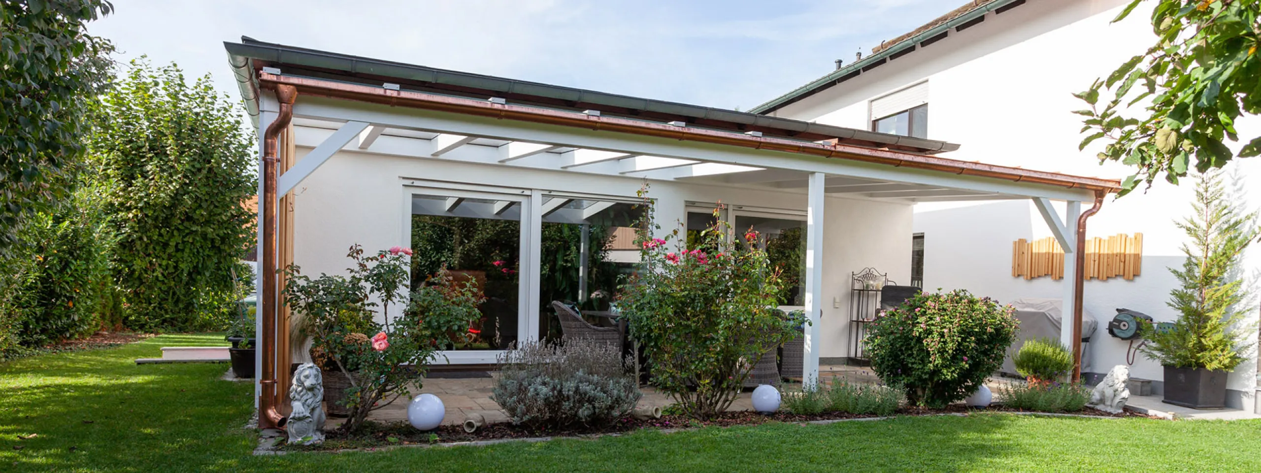 Erstellen einer Terrassenüberdachung mit Glasdach