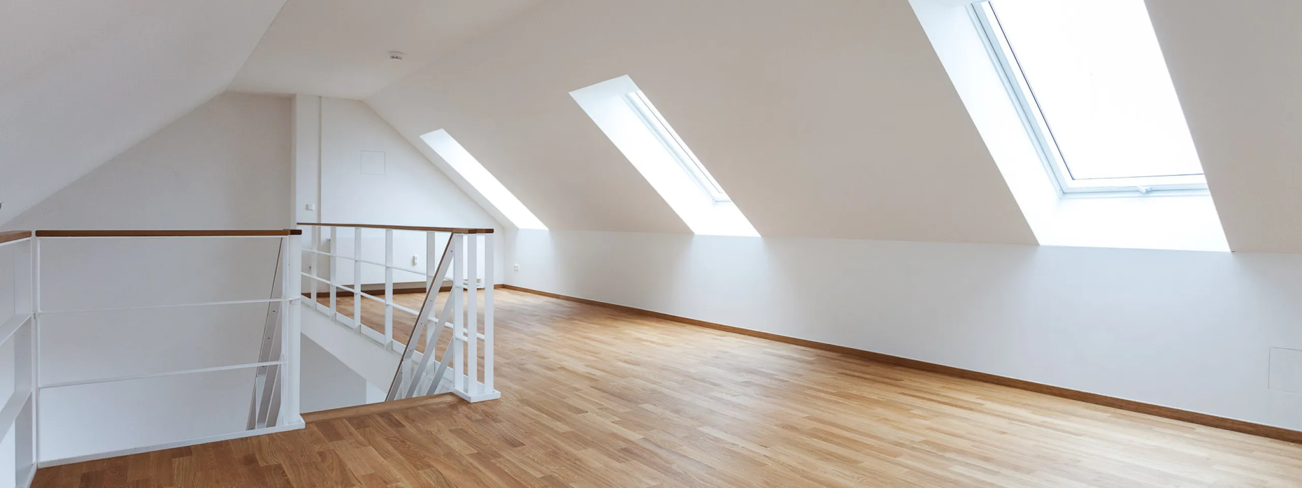 Dachgeschoßausbau mit teilweiser Erneuerung der Dachstuhlkonstruktion