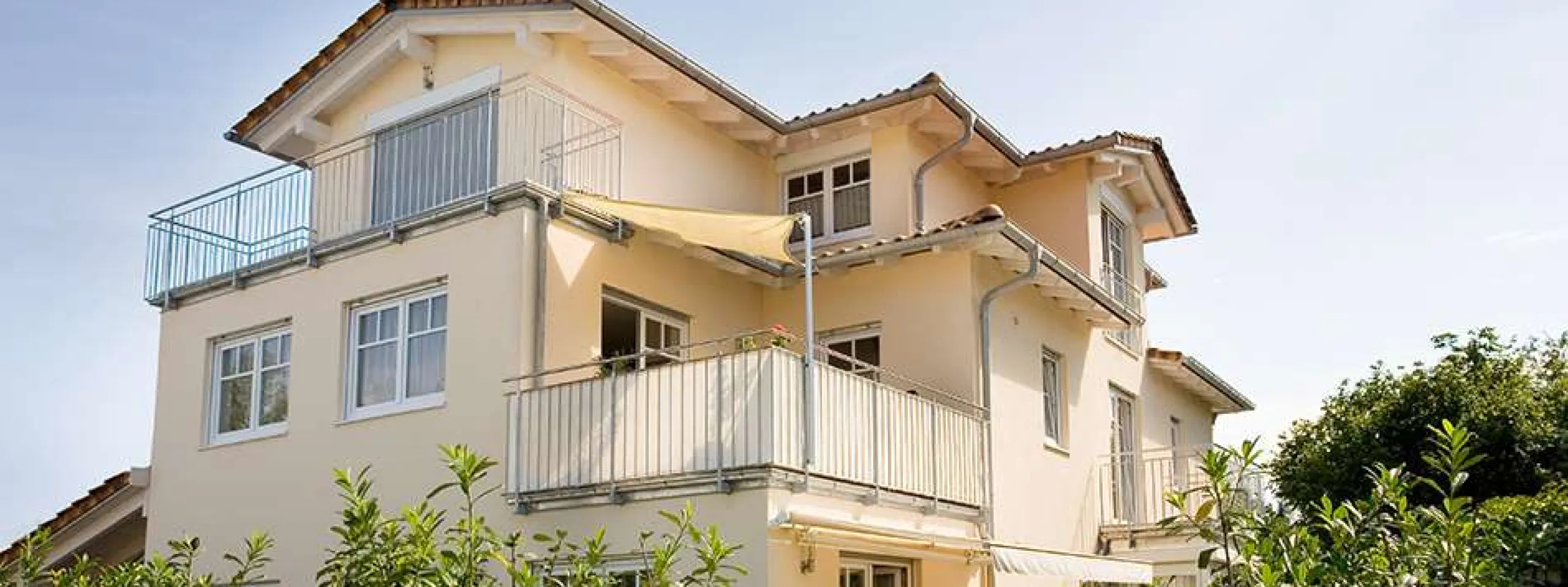 Neubau 3 Familienhaus