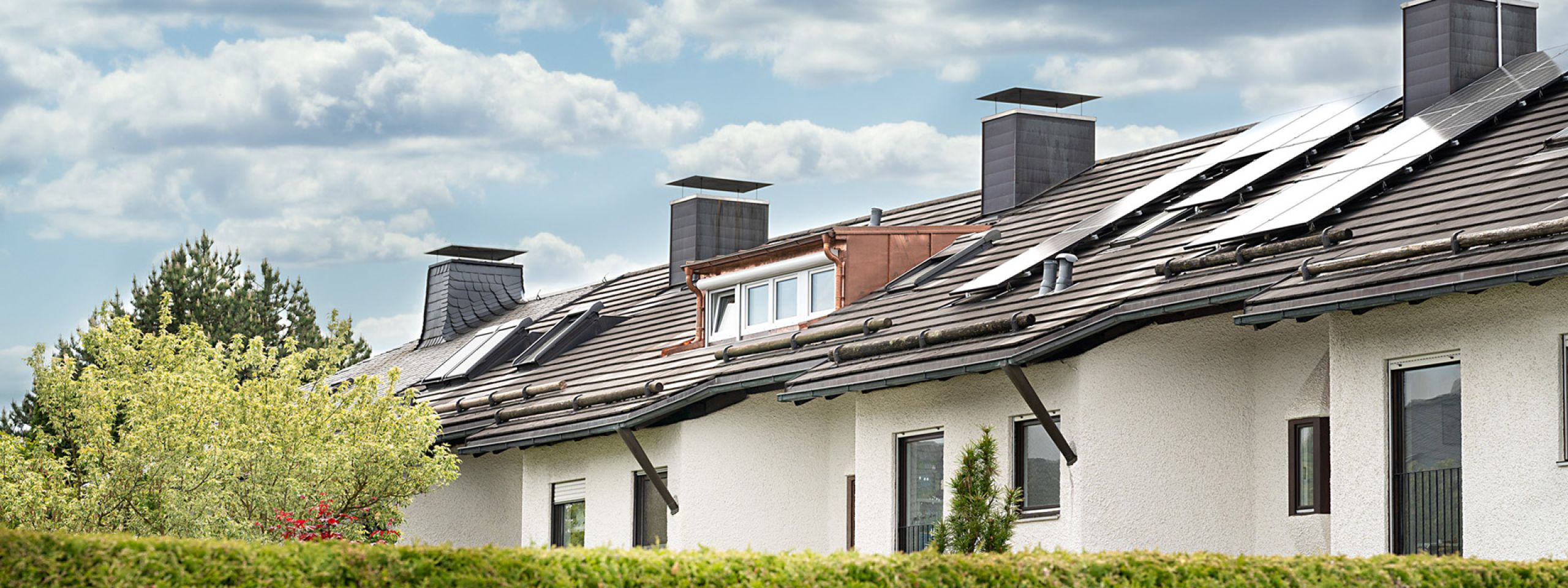 Schicker neuer Wohnraum mit charmanten Details